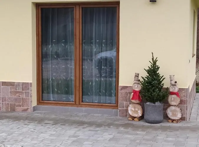 Pod Grapa Tatil Evi Trybsz